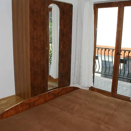 Casa de hóspedes Triple 2746b 3*